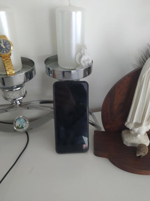 Telefon Oppp Reno 8t + Etui