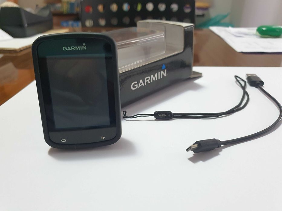 GARMIN Edge Explore 820