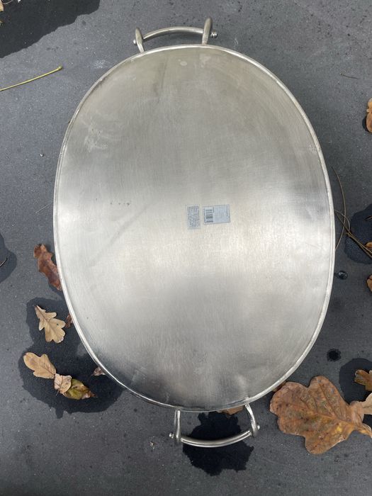 Tabuleiro  refondo em Ferro