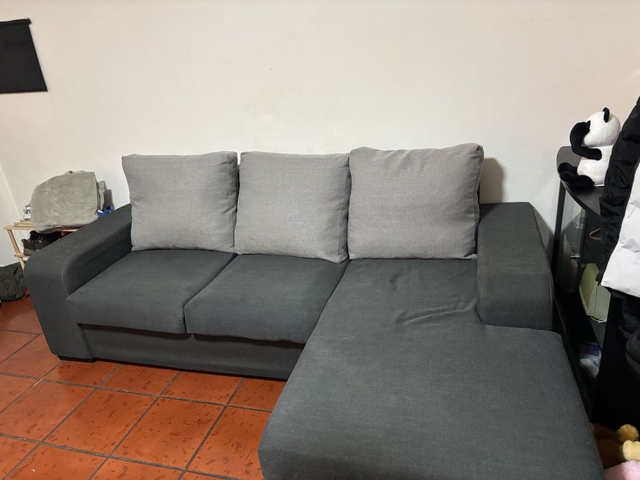 Sofa cinza com chaise long