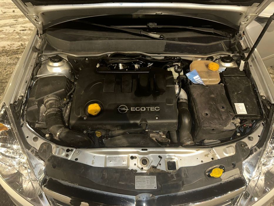 Опель Астра універсал