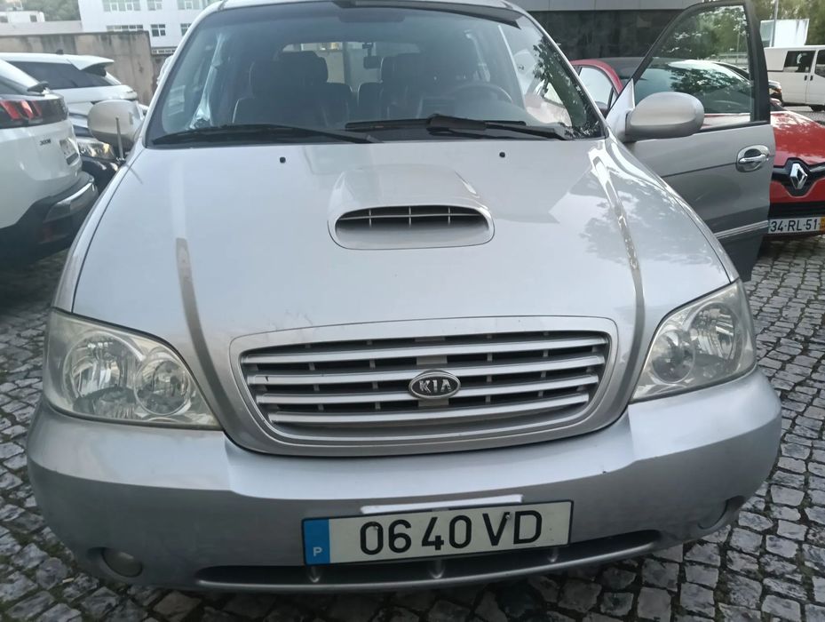Kia Carnival 2.9 CRDi EX Top
