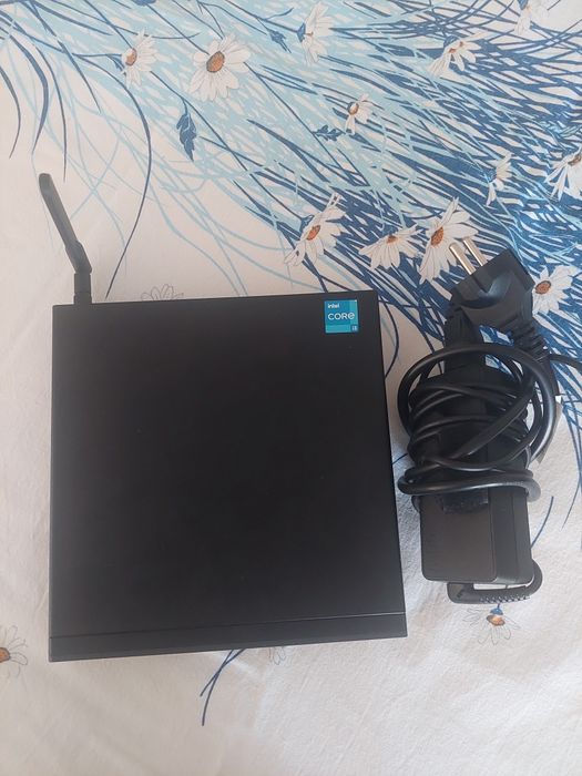 Lenovo Tiny m70q gen3 *avariado*