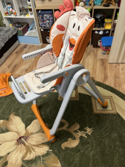 Продам дитячий  стільчик для  годування , фірми Chicco polly 25 star