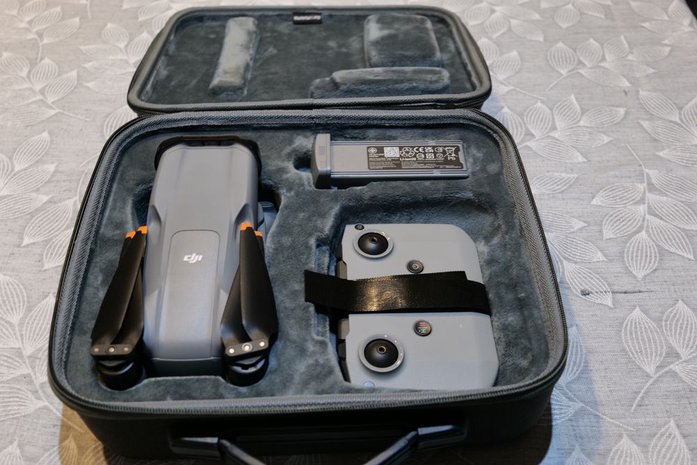 Dron DJI  air 3 duży zestaw