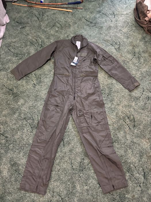 Продам комплект форми , костюм