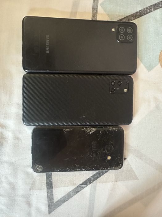 Продам три телефони не робочі