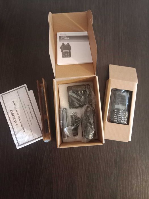 Радиостанция YAESU FT - 65R