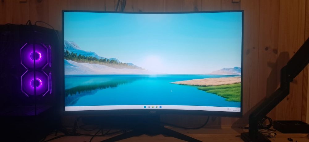 Monitor curvo AOC 32 POLEGADAS 24 HTZ
