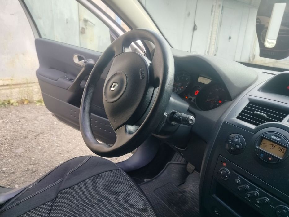 Продам Renault Megan 2
