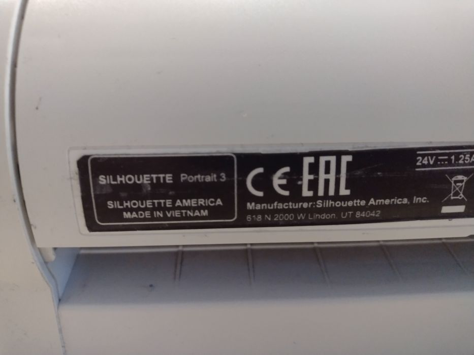Плоттер Silhouette Portrait 3