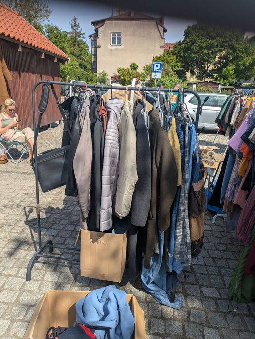 Ogromny pakiet ubrań