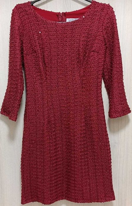 Продам шикарное нарядное платье