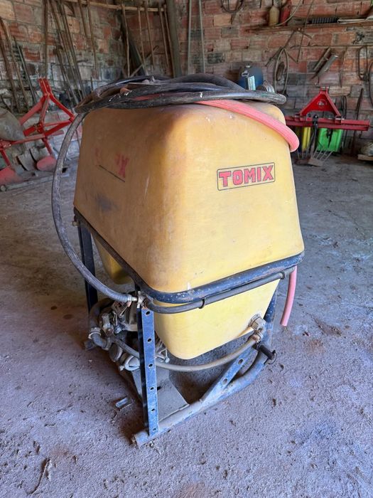 Pulverizador tomix 200litros para trator