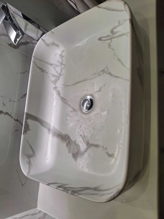 Sprzedam umywalke nablatową