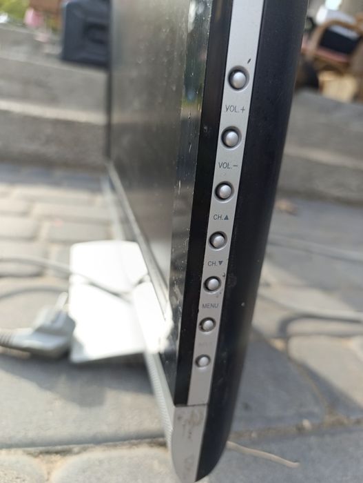 Monitor medion life 32 cale