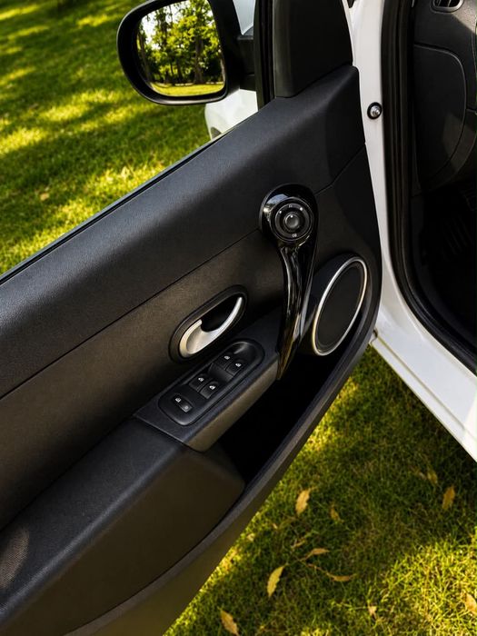 Renaul Clios sport tourer