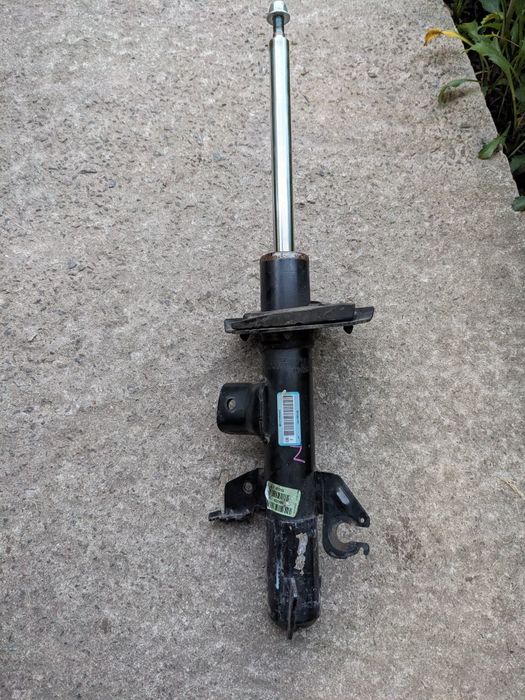 Стойка ліва на Cherokee  рест