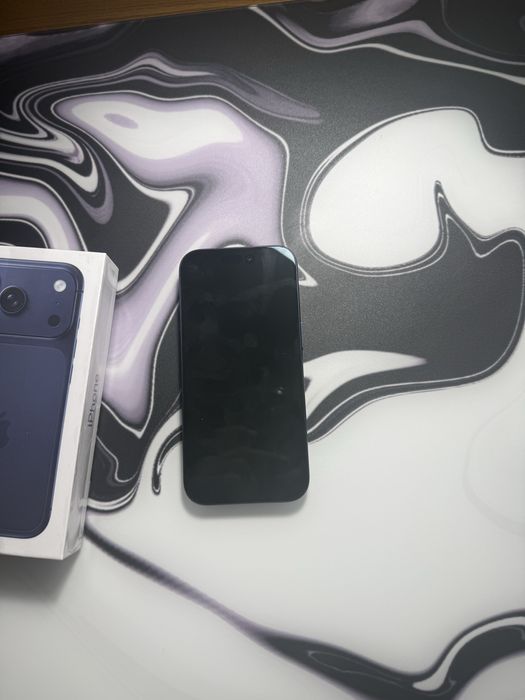 Iphone 17 pro 256gb  apenas esim
