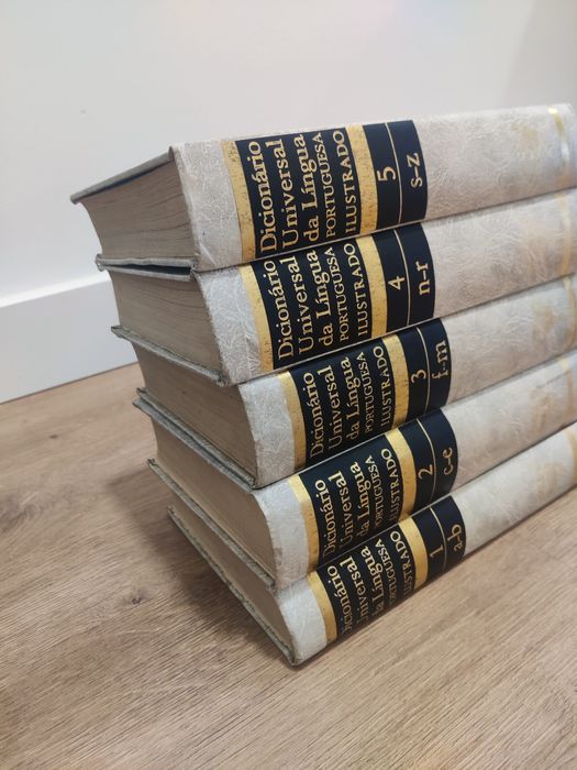 5 volumes Dicionario Universal da Língua Portuguesa : ilustrado ( 5 Vo