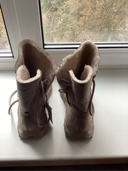 Сапожки ботинки женские демисезонные 39( идут на 38)размер новые