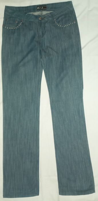 Джинсы женские новые,