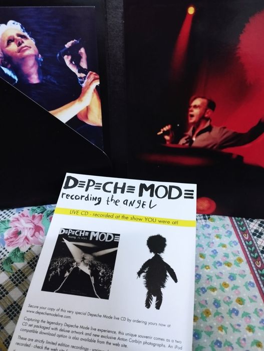Depeche Mode (DVD+CD) Touring The Angel