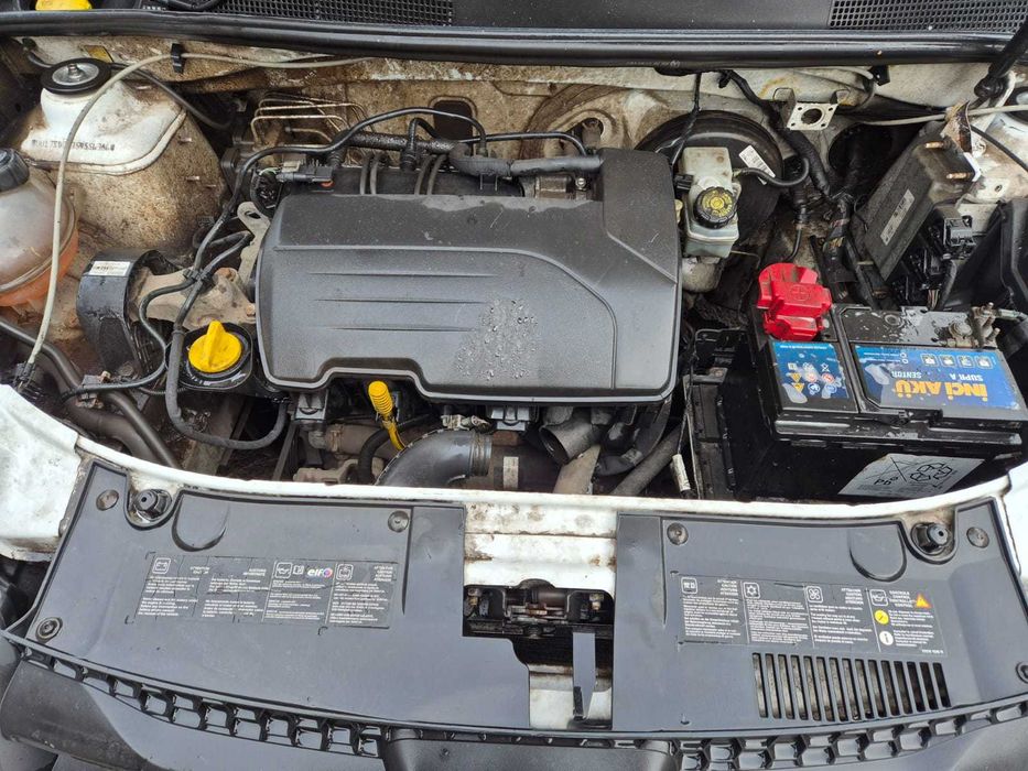 Продам DACIA LOGAN в гарному стані