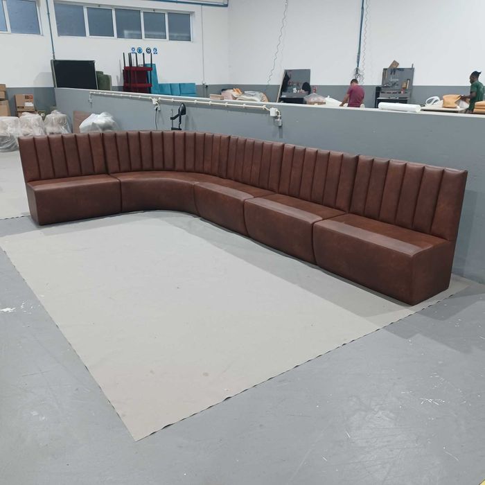 Bancos  Bar  Mesas  e  Sofás