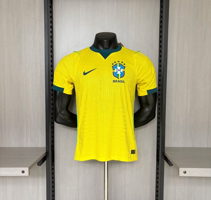 Camisa Seleção Brasileira - Copa do Mundo 2026 (Nova/Selada)