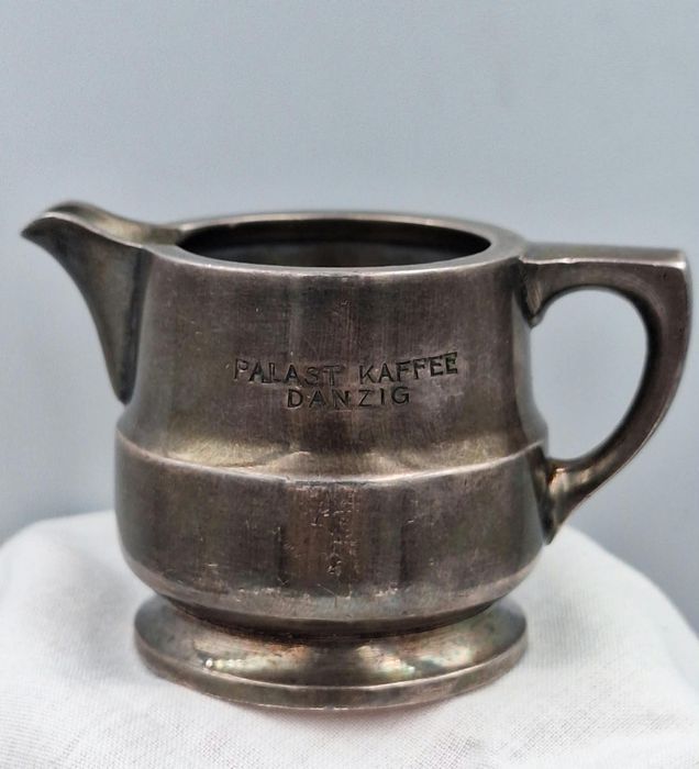 Dwa mleczniki z 1939 r Palast Kaffee Danzig