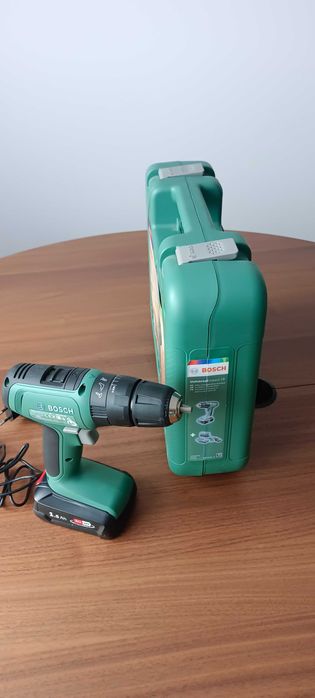 Bosch UniversalImpact 18V: aku 1.5Ah, ładowarka, pudełko, instrukcja