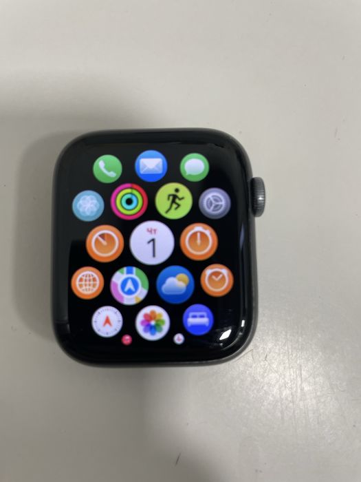 Apple Watch Series 6 (GPS) 44-мм корпус, Алюміній