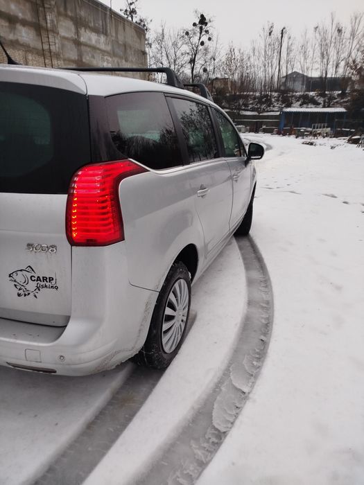 Продається свій автомобіль