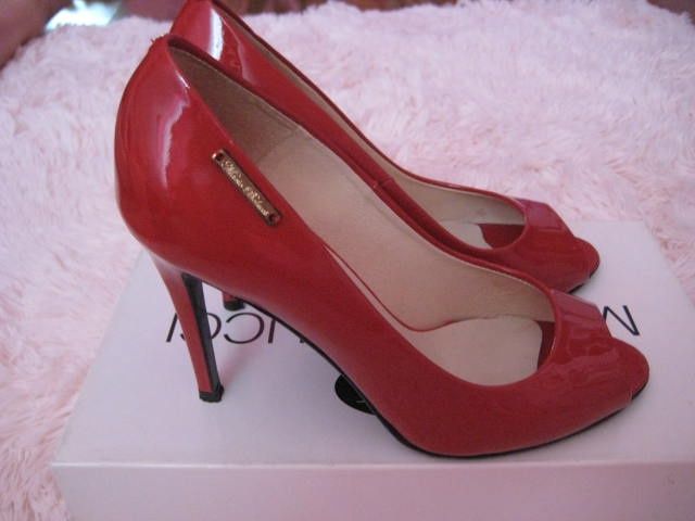 Sprzedam śliczne czerwone szpilki rozmiar 38 Mario Bolucci jak nowe