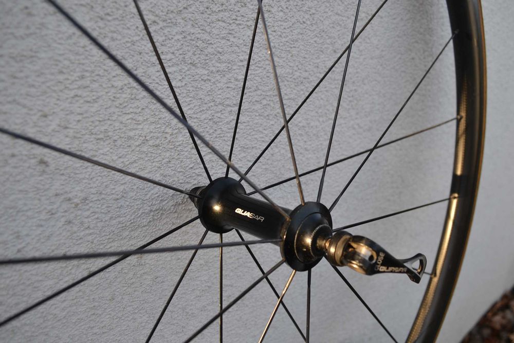 Przednie koło szosowe quasar qs3 carbon  ładny stan wysyłka gratis