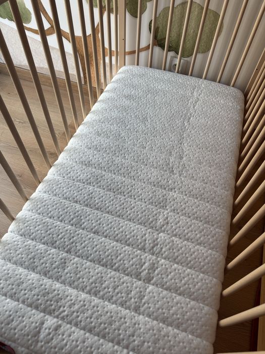 Cama de bebé + colchão Pikolin baby