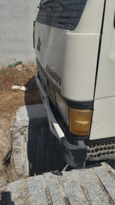 Mitsubishi Canter basculante