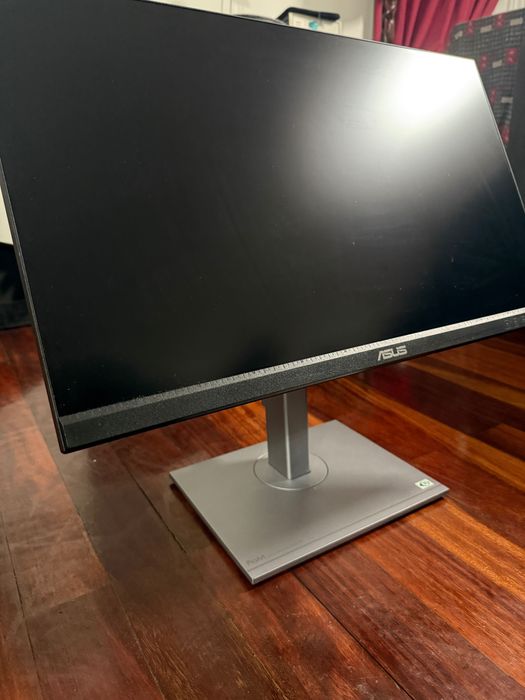 Monitor ASUS ProArt PA279CV 27″ Excelente Estado
