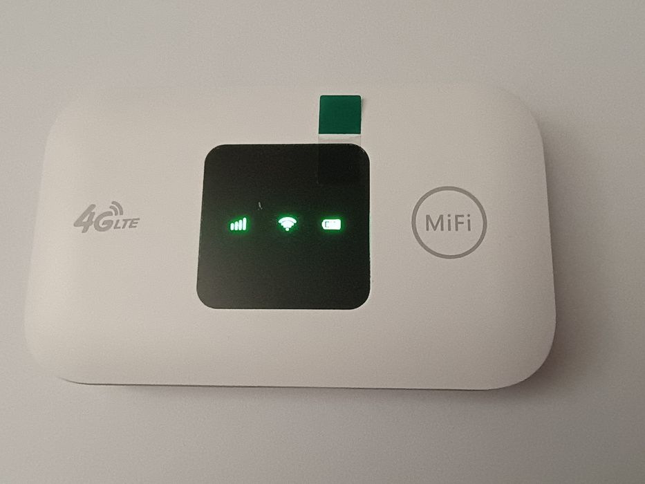 Router WiFi 4G kieszonkowy, przenośny hotspot mobilny do 150 Mb/s uplo