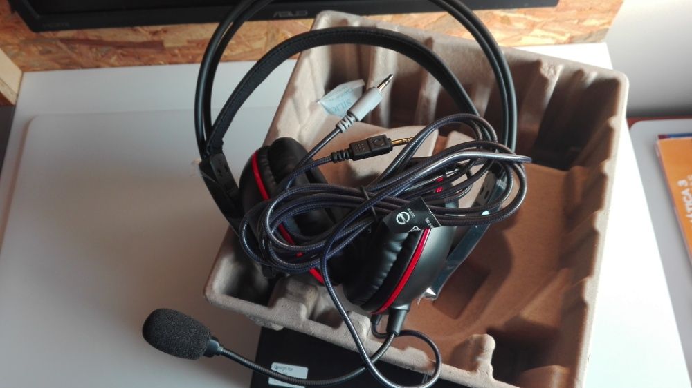New Asus Headsets424780625526149123