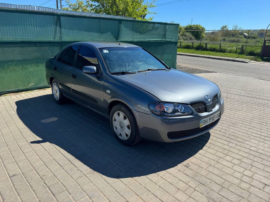 Nissan Almera