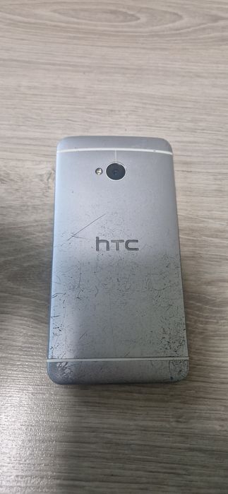 Телефон HTC One Dual sim