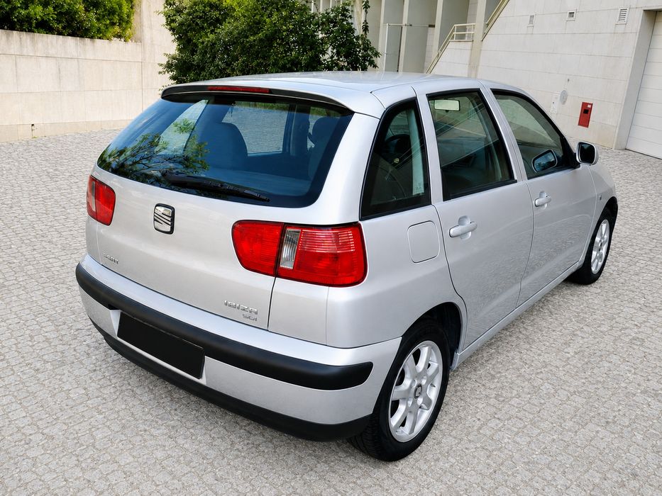 Seat Ibiza 1.9Sdi (5 Lugares/Diesel) de 2000