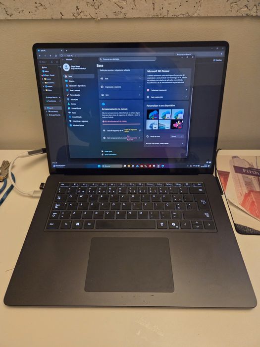 Vendo Portátil Microsoft Surface como novo (comprado em 22/11/2024)