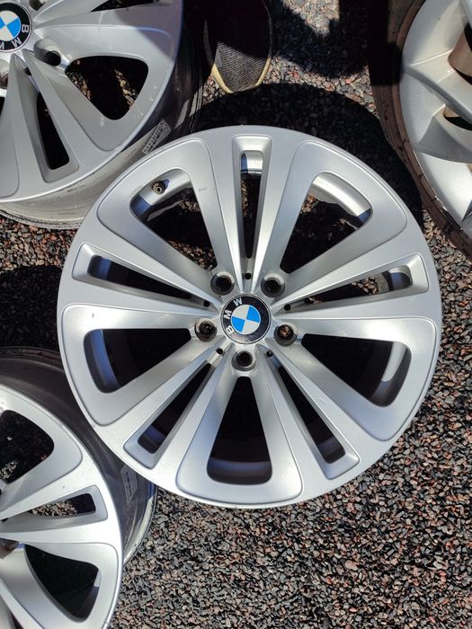 Диски BMW. R-18. 5×120. ET-30. Dia-72.6 J-8