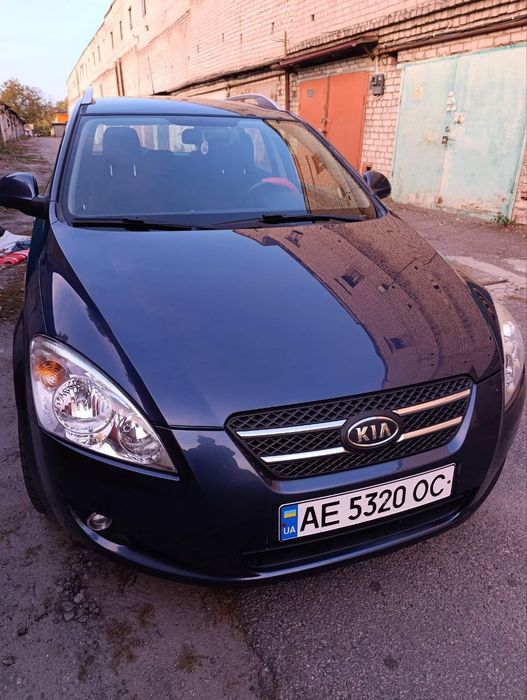 Kia Ceed 2008 2.0 дизель