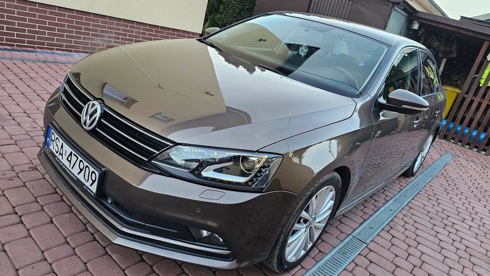 Volkswagen Jetta A6 1.4TSI 125KM 2015r Salon PL 2 kpl kół BDB LED Xenon Zamiana San