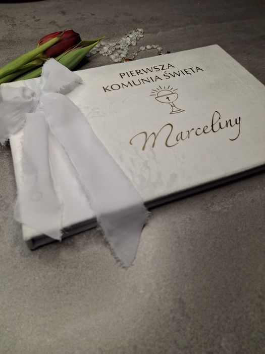 Komunijna Księga Gości