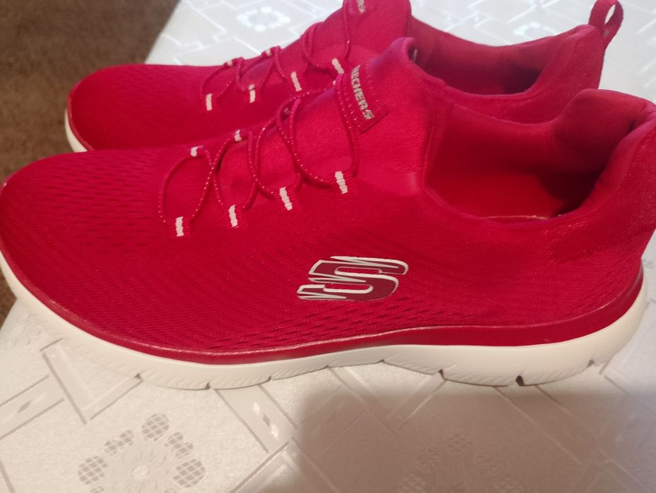 Buty sportowe czerwone Skechers rozmiar wkładki 26